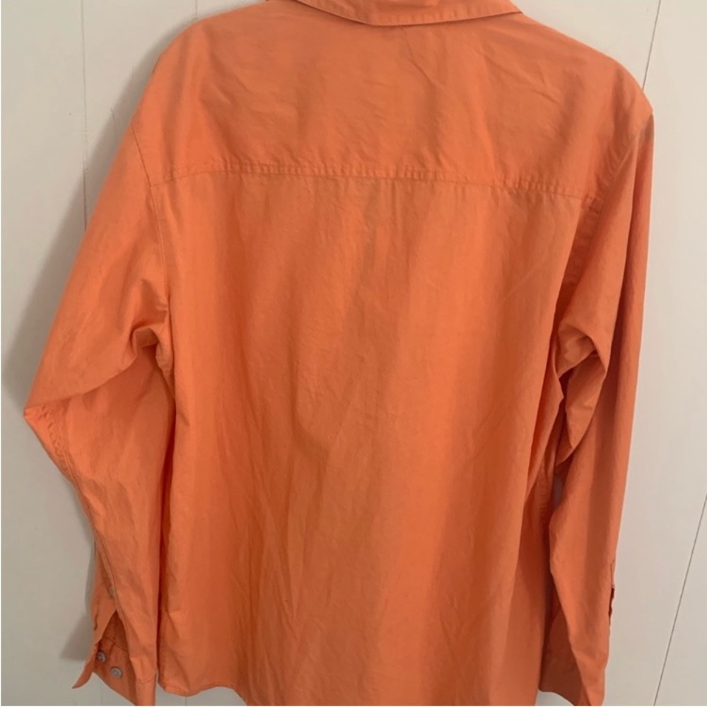 EUC Columbia Button Up Causal Shirt Size M.